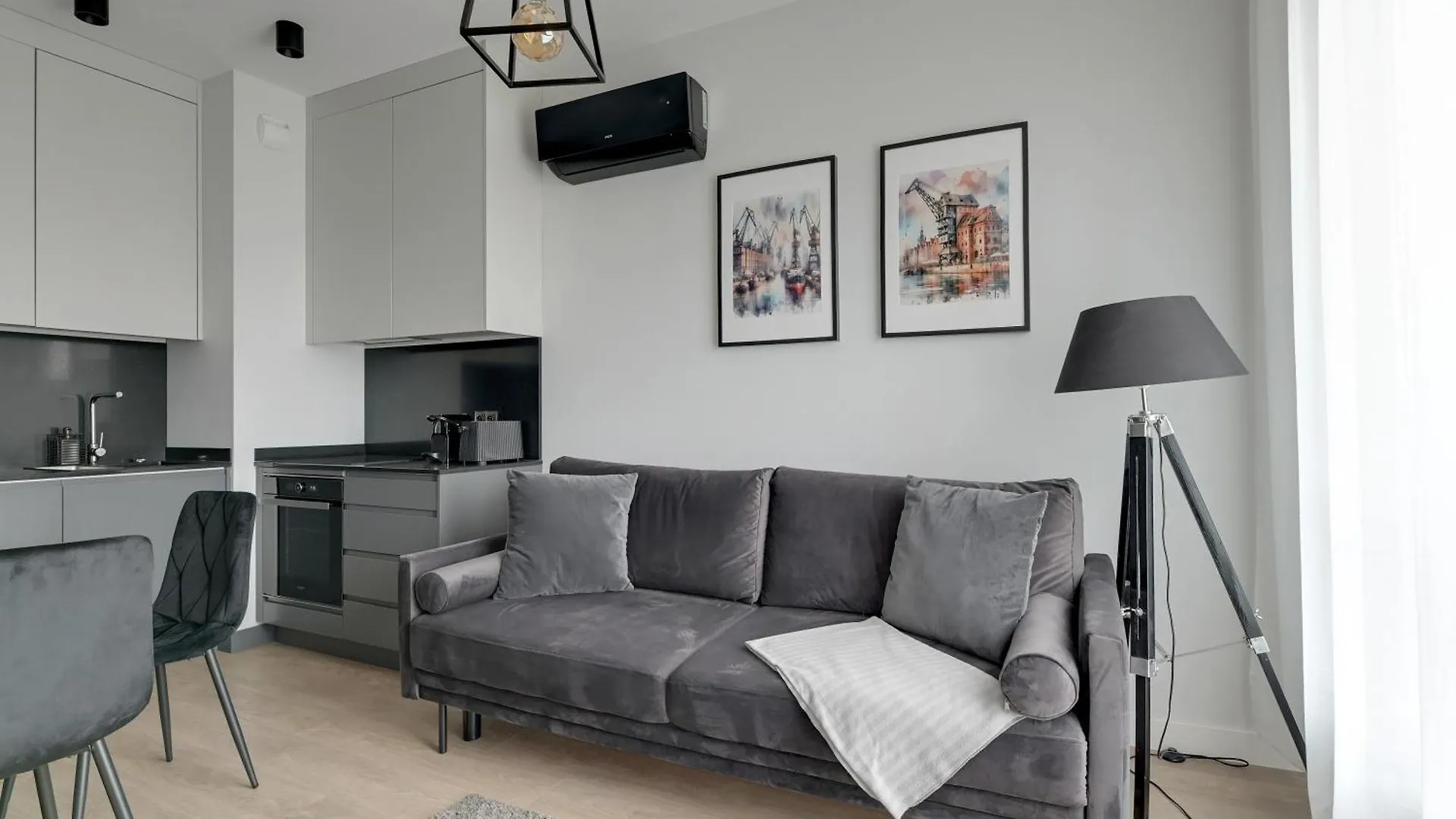 Scala City Center Apartments & Studios By Lion Apartments Gdansk 0*,  Poland